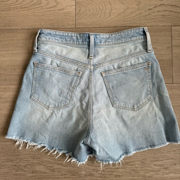 Madewell The Curvy Perfect Vintage Jean Short - Picture 3 of 9